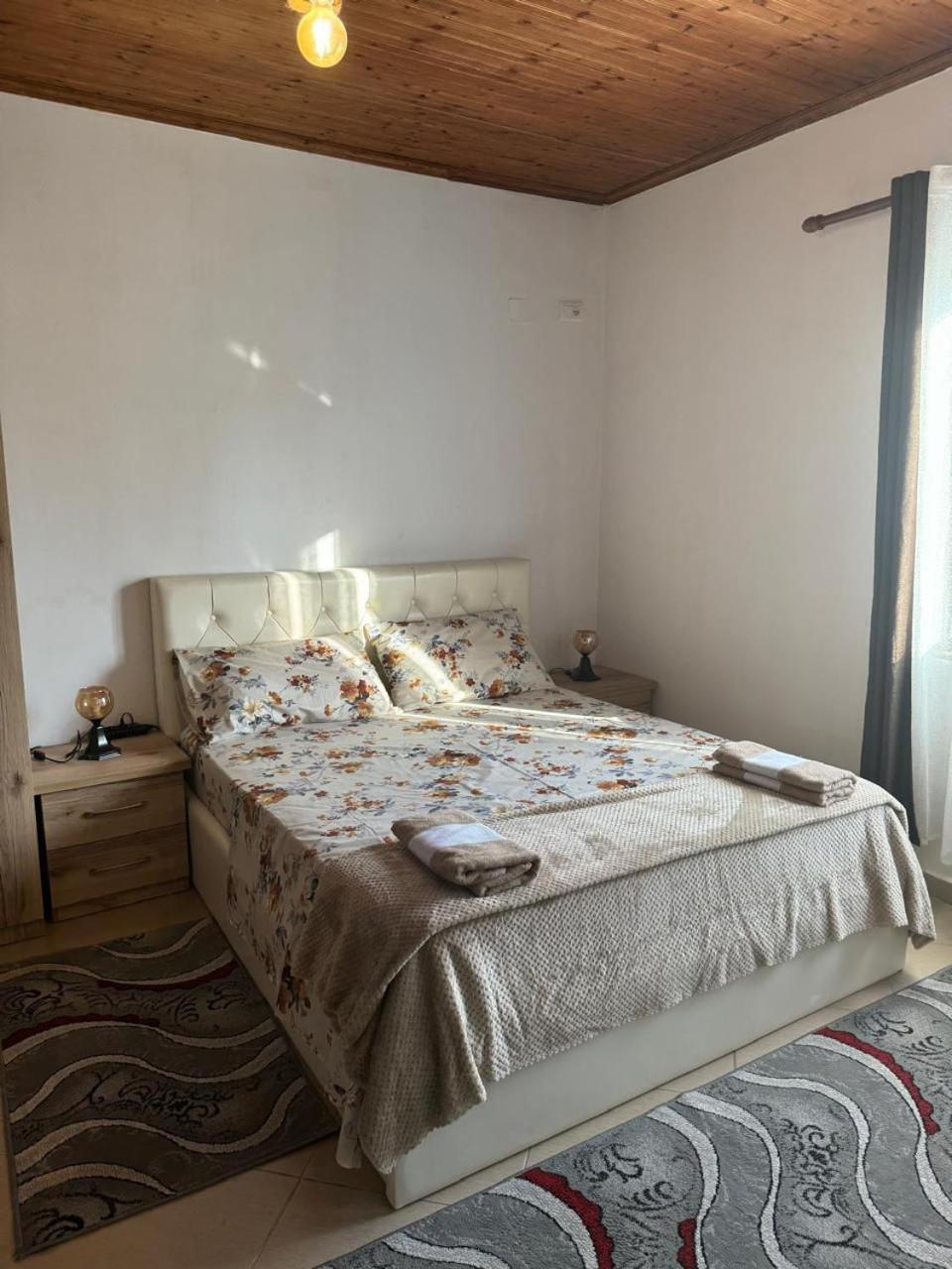 Villa Zefi Rrenc Shkoder Exterior photo